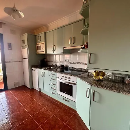 El Rey Apartment *